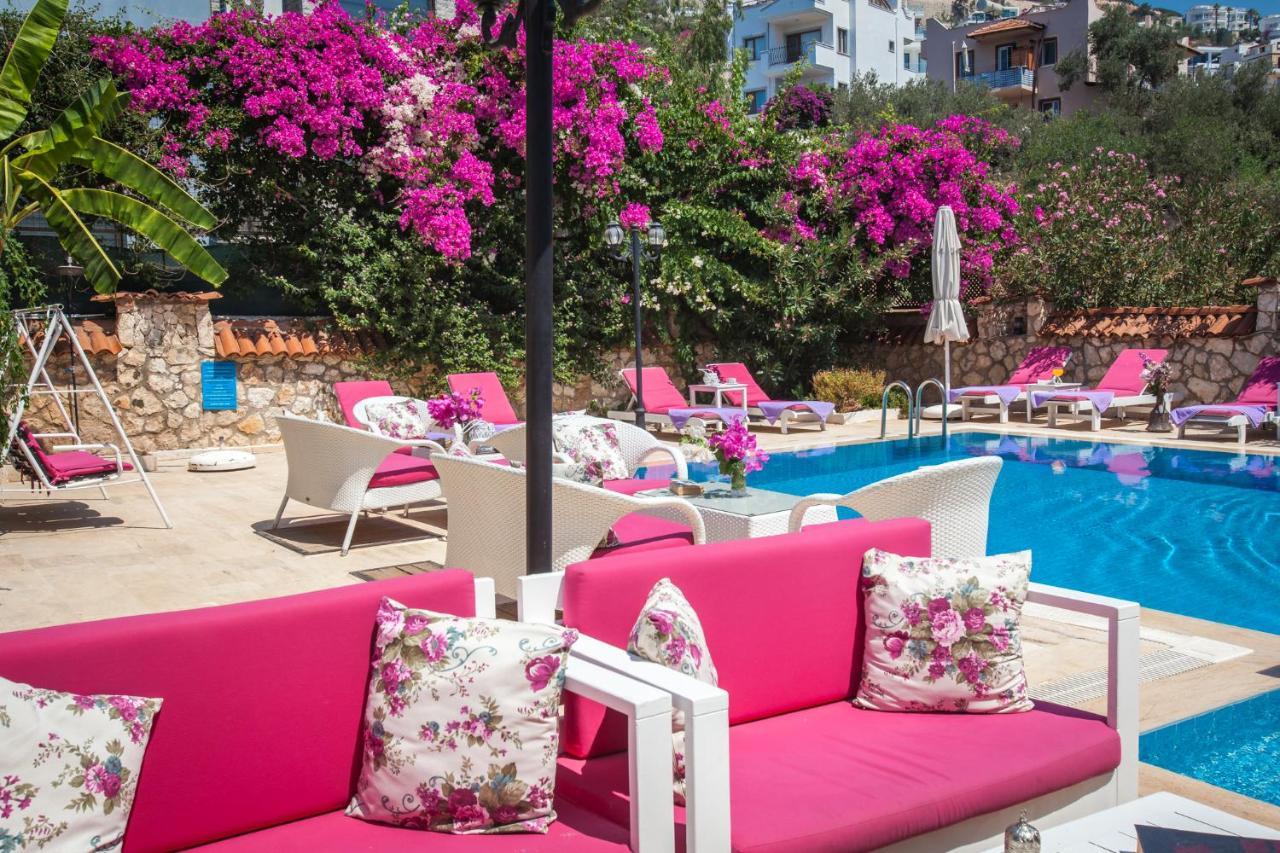 Papermoon Hotel & Apartments 카스 외부 사진