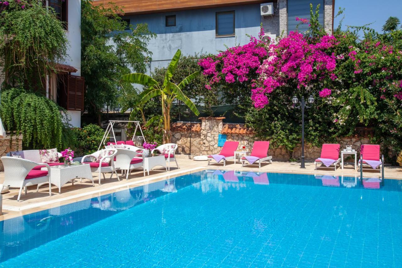 Papermoon Hotel & Apartments 카스 외부 사진