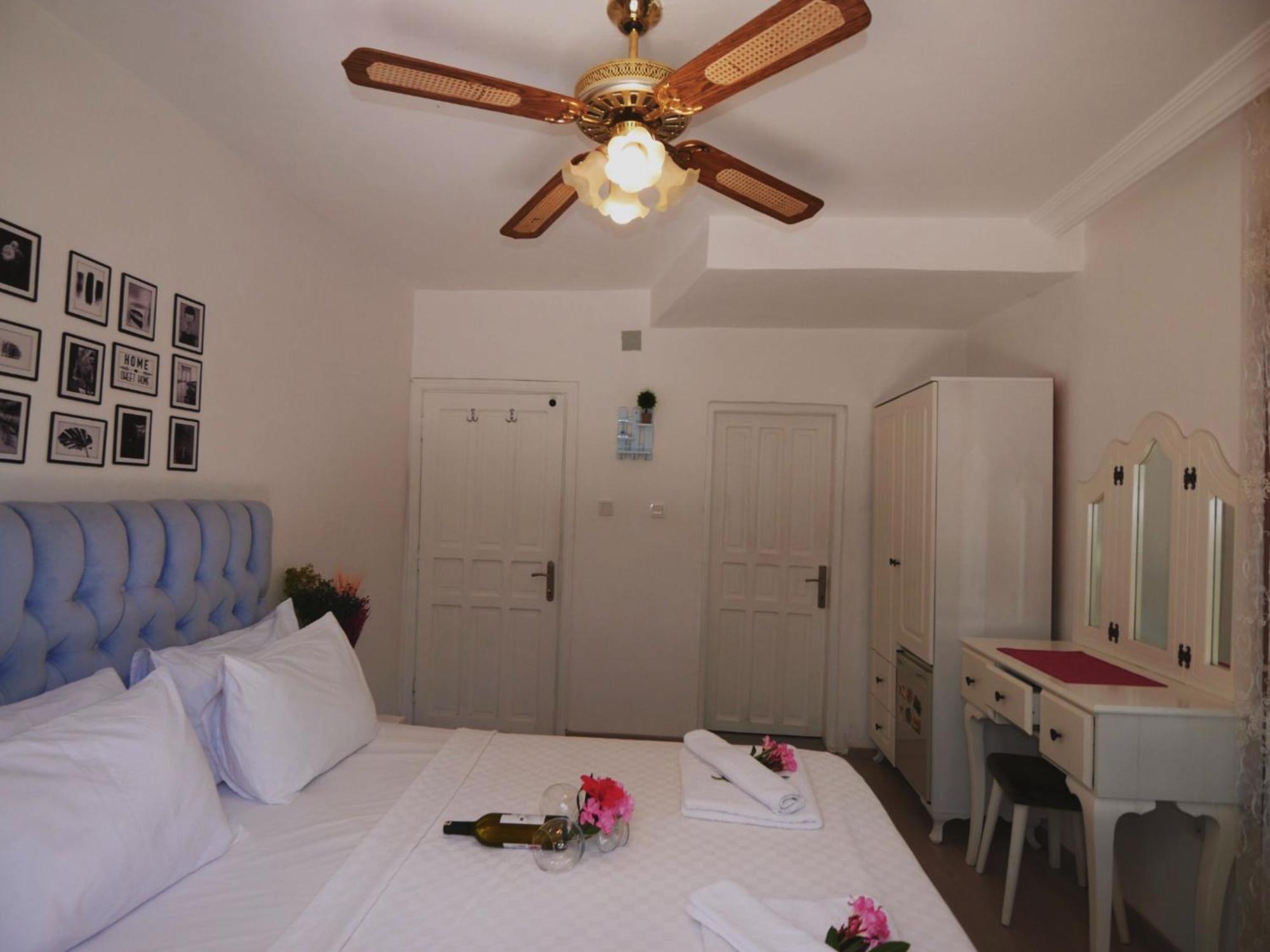 Papermoon Hotel & Apartments 카스 외부 사진
