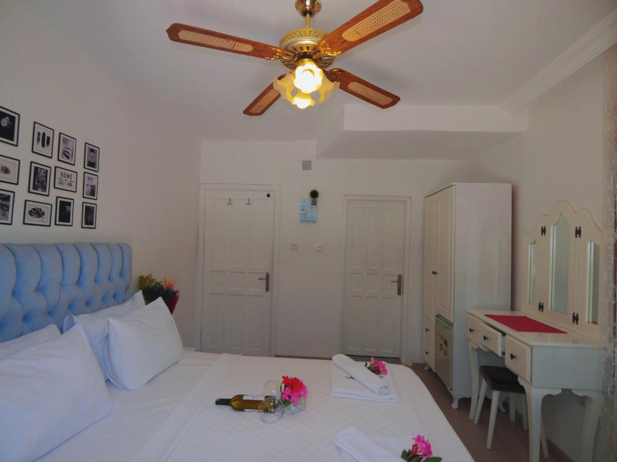 Papermoon Hotel & Apartments 카스 외부 사진